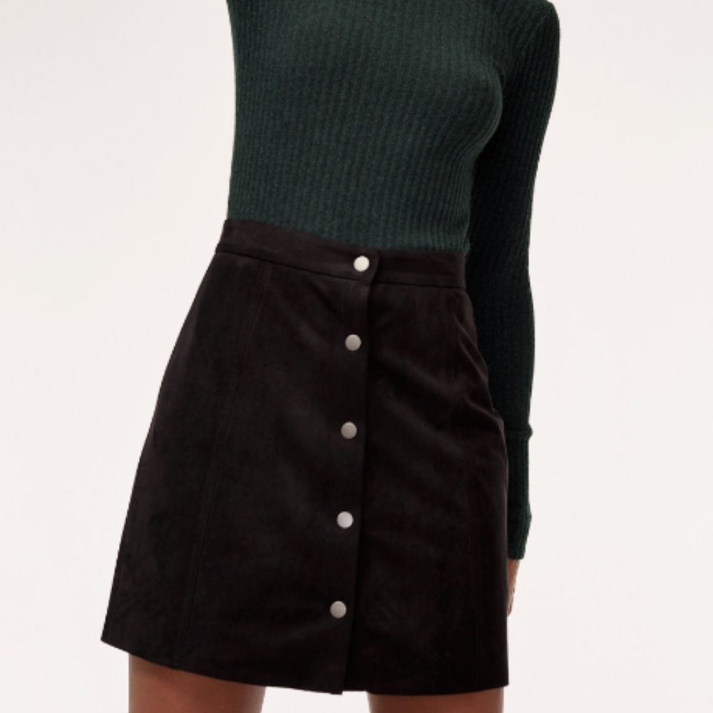 H&M Black Skirt - Size US 4